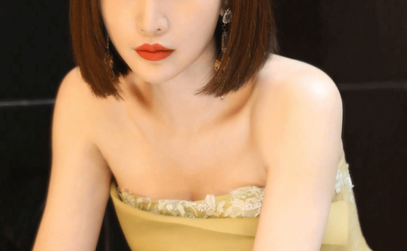 张雨绮柳岩徐冬冬三大性感女神为什么能红这么久?