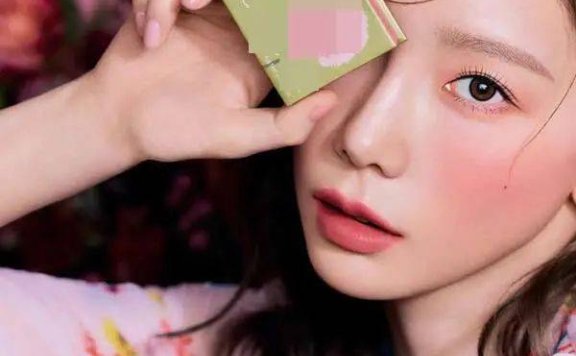 金泰妍美妆风格写真超靓!俏脸粉嫩艳若桃李太美了