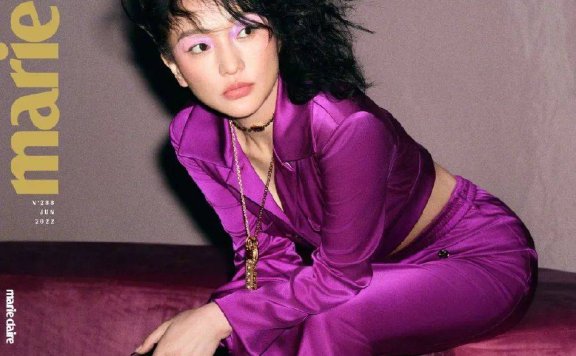 周迅复古摩登感写真超靓!47岁雪肤玉貌性感惊艳