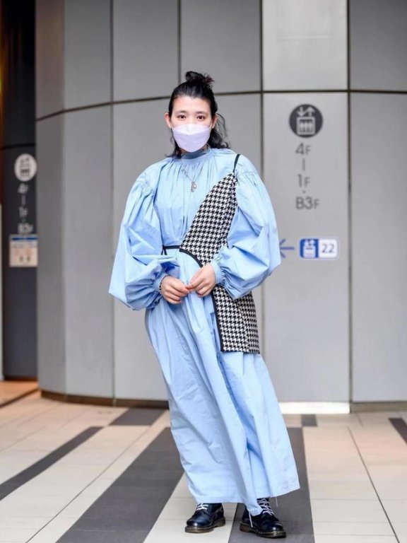 日本街拍新奇造型每套都让人摸不着头脑,风格太独特了