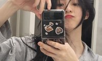 走一步故意深深地撞楼梯 宝宝我们去阳台做一次