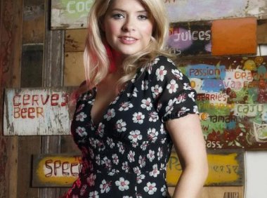 丰满又大的胸美女，世界十大最美胸部一览