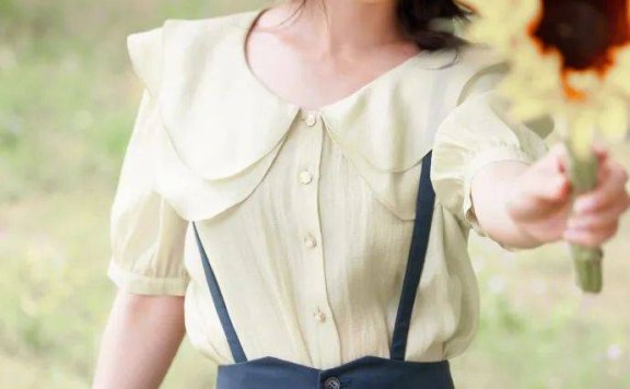 李沁靓丽写真大秀白皙长腿!美得让人窒息