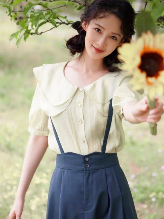 李沁靓丽写真大秀白皙长腿!美得让人窒息