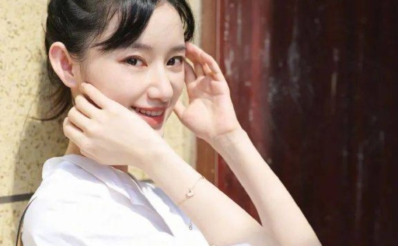 郭晓婷取代袁冰妍演《狐妖小红娘》,美的太惊艳了