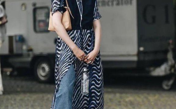 北欧时装周开幕在即,先用这些养眼街拍预习时尚品味吧