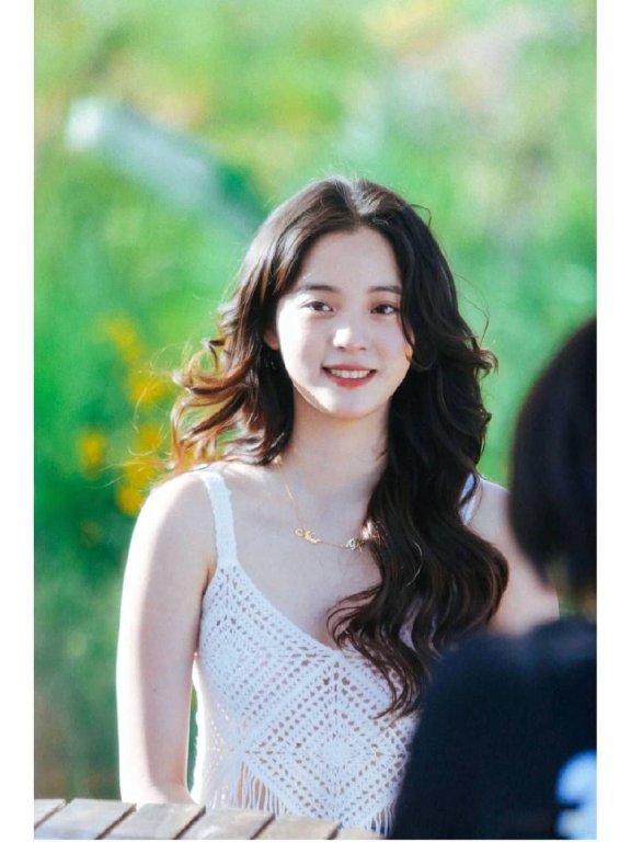 欧阳娜娜夏日写真超靓!青春活力美得不可方物