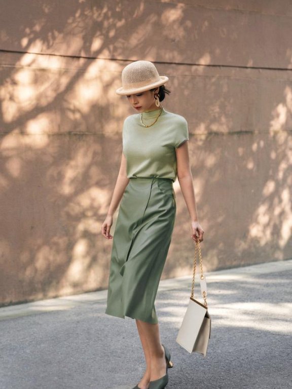 过了30岁的女人掌握这4个穿衣法则,优雅又有气质