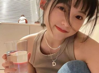 没有睡过就不算出轨吗?面对顽固的精神出轨原配应该怎么办
