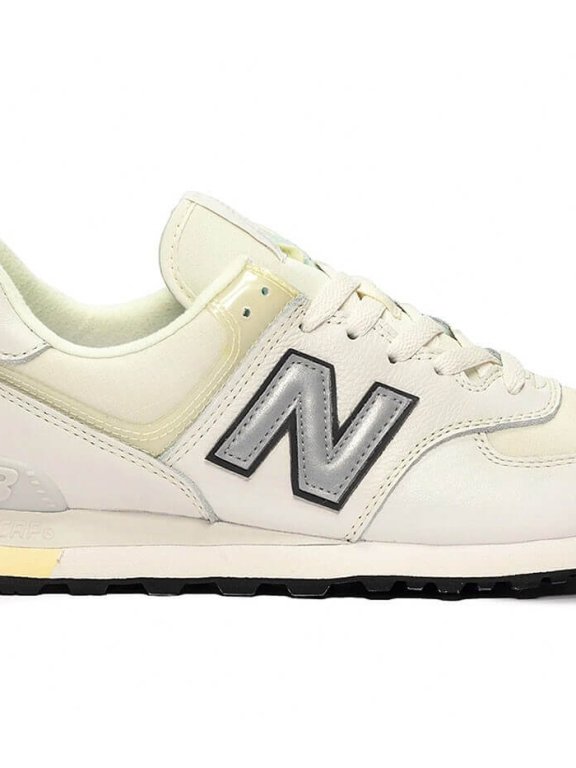 简洁中又带点可爱:New Balance全新联乘波鞋,经典奶油白色调!