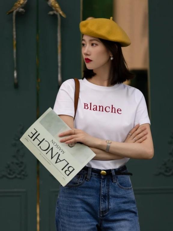 会穿衣的女人都懂得搭配技巧!用好这四大单品高级耐看还显气质