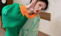女生输了给对方玩一个月电脑 她的秘密被人发现了