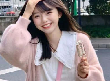 异性之间有哪些动作是暧昧 他把我拉到了公交最后一排