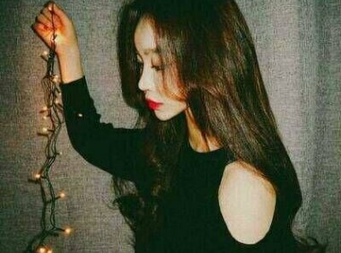 明星学校校花小雪小柔 既是闺蜜也是对手