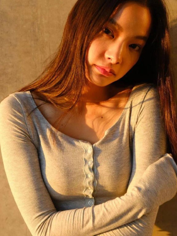 日本女星织田梨沙写真大秀小蛮腰!白皙肌肤靓丽妩媚
