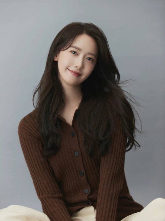 韩国女星林允儿大秀小蛮腰!五官精致身材曼妙美得让人窒息