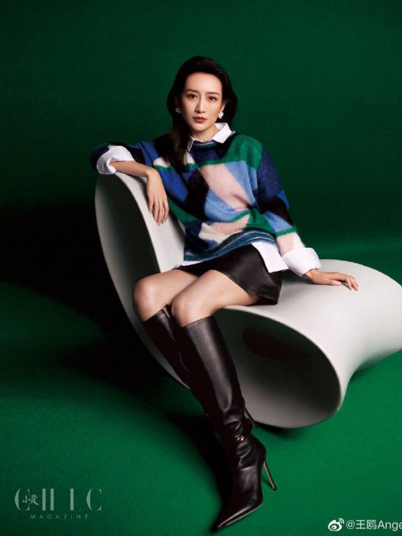 王鸥最新杂志写真靓丽妩媚!造型百变美到令人心动