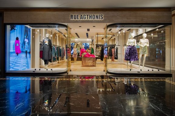 繁华外滩中的绮丽幻境  RUE AGTHONIS 全国首家直营门店入驻上海半岛精品廊
