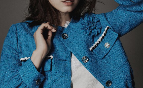 朴信惠产后首次广告放出，担任服饰品牌的春季缪斯女神