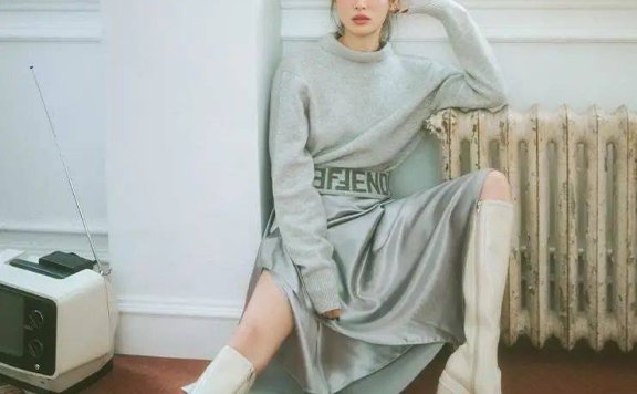 宋慧乔的靓丽写真太柔美！表情娇艳美得让人心动