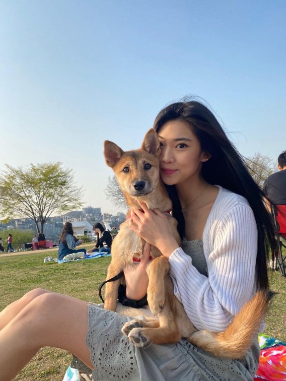 《单身即地狱2》高冷美女李娜汀,既是哈佛高材生还超有魅力