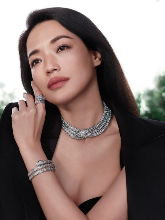 举手投足都美如画:舒淇BVLGARI Serpenti系列形象广告