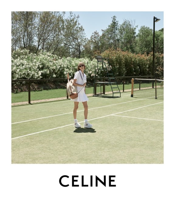 不打网球也想买!CELINE Tennis胶囊系列从网球包到Polo衫都太好看