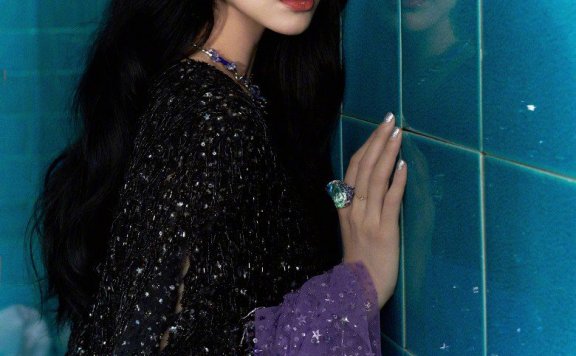 范冰冰终极素颜照流出 数万网友全看傻“无法形容”