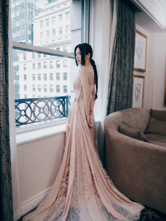 宋慧乔首次登上Met Gala,和Jennie有惊喜合照,还有更多的美照
