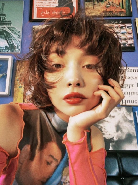 眼眸深邃像海洋,气质灵动叛逆:日本模特Zerika的怪美反差魅力