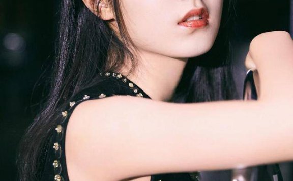 赵今麦越来越成熟靓丽!大长腿性感撩人太美了