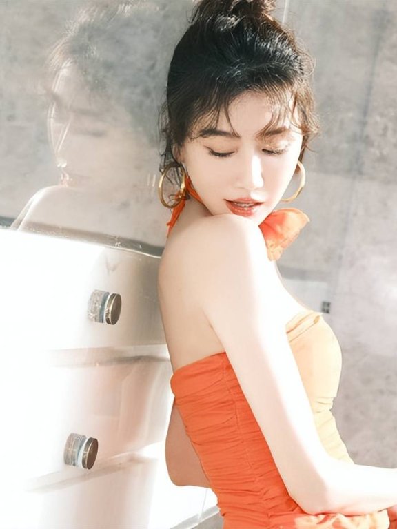 美女主播李斯羽穿橘色纱裙超靓!红色纱裙性感迷人