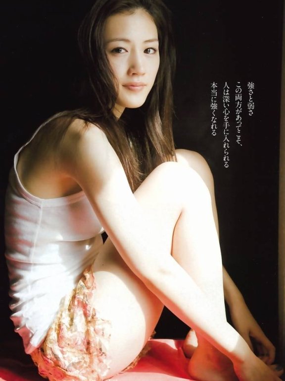 日本女星绫濑遥绝色写真!肤白貌美魔鬼身材性感火辣