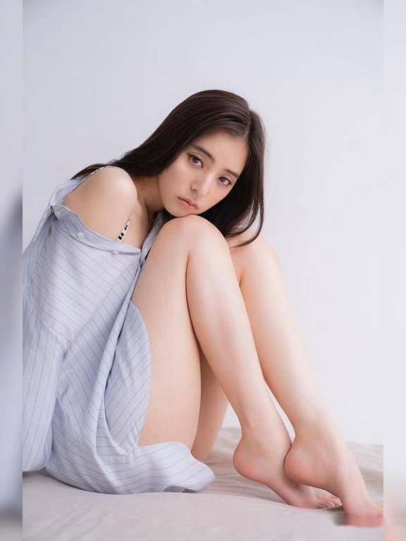 日本女星新木优子大长腿撩人!美若天仙曾艳压新垣结衣