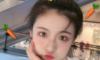 老师这是教室不可以抽烟 他回头瞅了我一眼