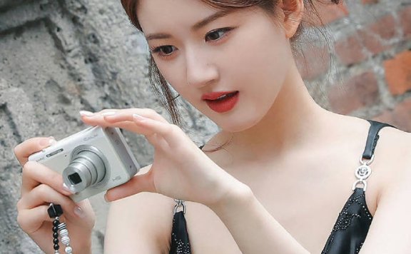 赵露思活动美图露出事业线!肤白貌美曼妙身材太性感撩人