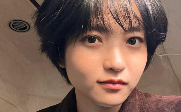 金泰梨为新戏剪一头短发,变身英气十足假小子