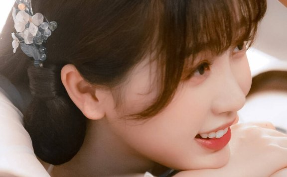 虞书欣粉色古装飘逸灵动!她是白富美魔鬼身材性感撩人