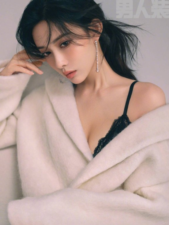孟子义演古装腹黑女神有突破!肤白貌美大长腿更性感火辣