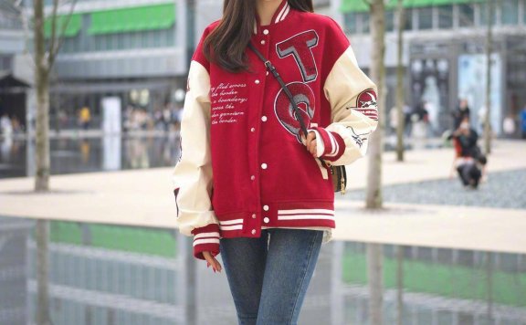 春天穿什么?一起看时尚潮人街拍就知道他们太会打扮了!