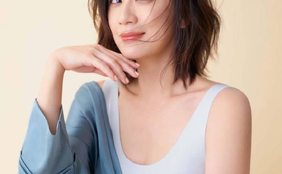 贾静雯拍过尺度最大内衣广告？肤白貌美性感撩人