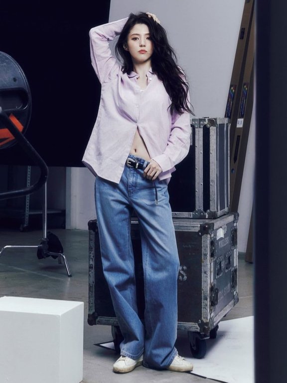 漂亮得轻松自在，韩韶禧出镜Giordano Korea春季时尚广告