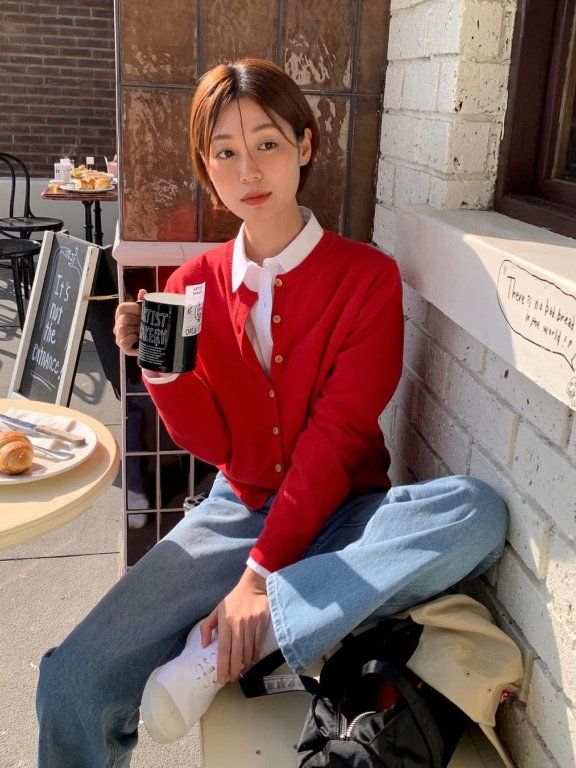 怎么拍都好看,韩国女生的5招拍照姿势,让你面对镜头不再闹Pose荒