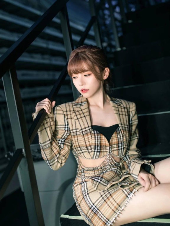 不只是LOL女神,迷倒PGOne的周淑怡前凸后翘,身材到底有多好?