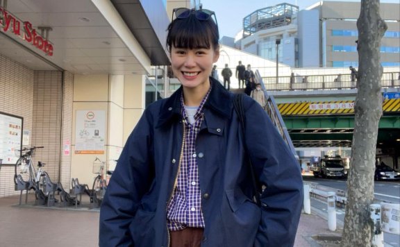 高个子女生怎么穿？这位日本女生的少年感穿搭风格值得我们学习