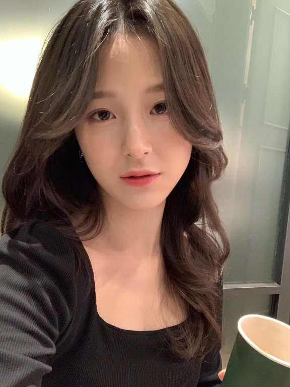 撞脸Jisoo、笑起来像汤唯:出身名门大学的郑世琳颜值不逊色韩剧女主