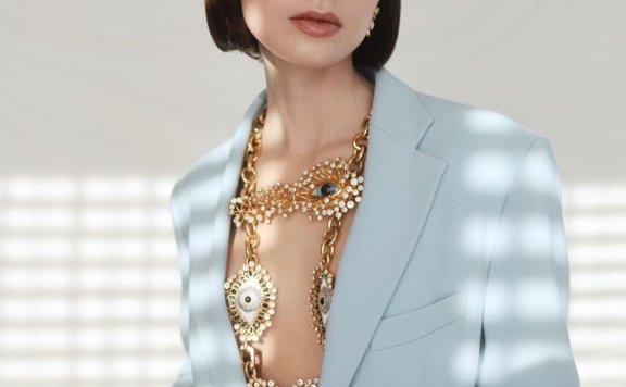 剪对了发型什么风格都能完美驾驭：跟著 Lily Collins剪Bob短发度过今夏