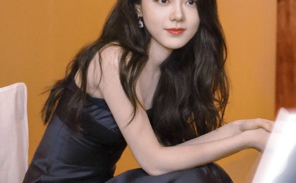 赵今麦?这简洁大气的美