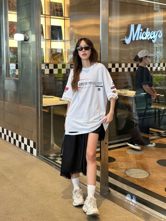 天气太熱穿什么好?这3位泰国女生的穿搭示范,夏季清凉又有型