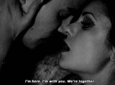 夫妻生活时,男生为什么爱听女生讲脏话